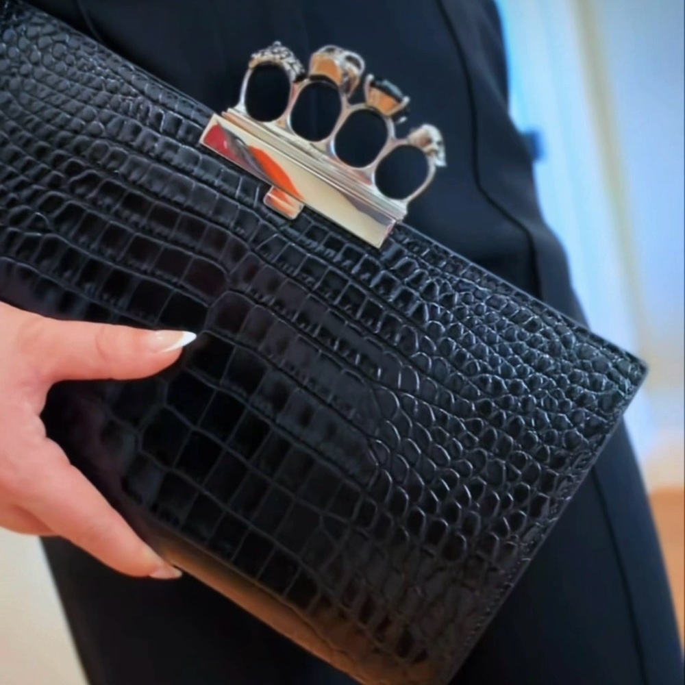 Alexander McQueen Calfskin Crocodile Embossed Knuckle Flat Clutch Black silver